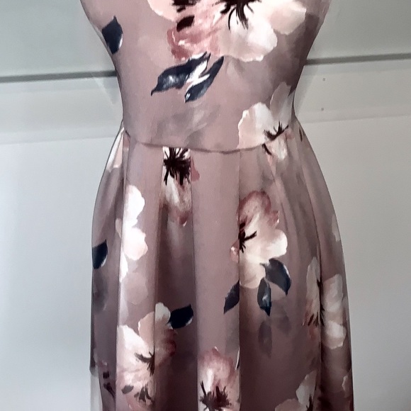 NEW WITH TAGS SOPRANO FIT & FLARE SPAGHETTI STRAP DRESS FLORAL & LAVENDER SIZE S - Picture 12 of 16